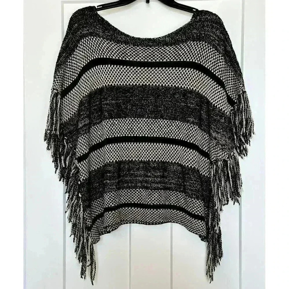 Lucky Brand Boho Fringed Poncho Size L - Picture 1 of 4